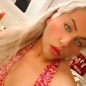 Meet your Posher, Natalia